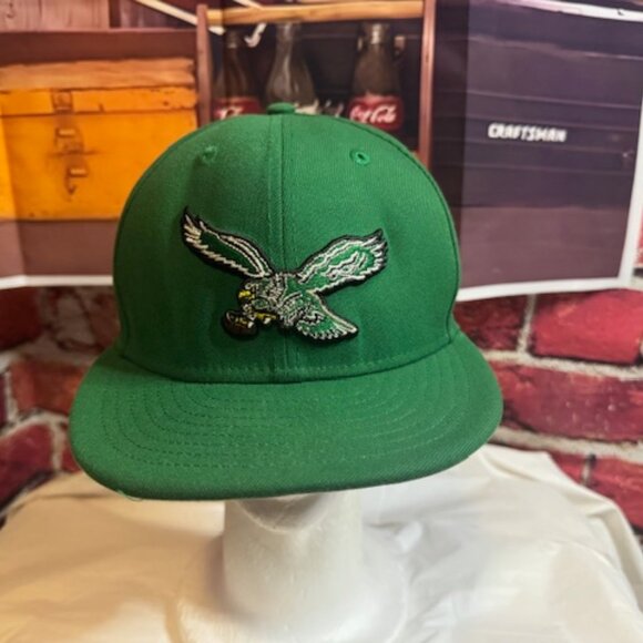 Philadelphia Eagles New Era 59Fifty Throwback Hat Cap Size 7 1/8 - Picture 1 of 5
